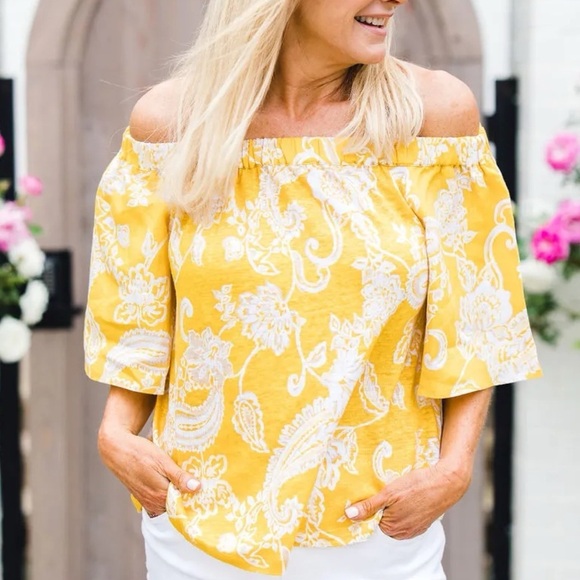 chic Tops - Chicos Off The Shoulder Linen Top